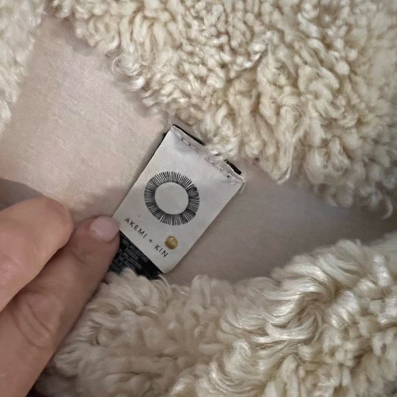 Anthropologie Akemi + Kin Alonna Teddy Layering Vest Cream Off White Sherpa OS - Picture 13 of 13